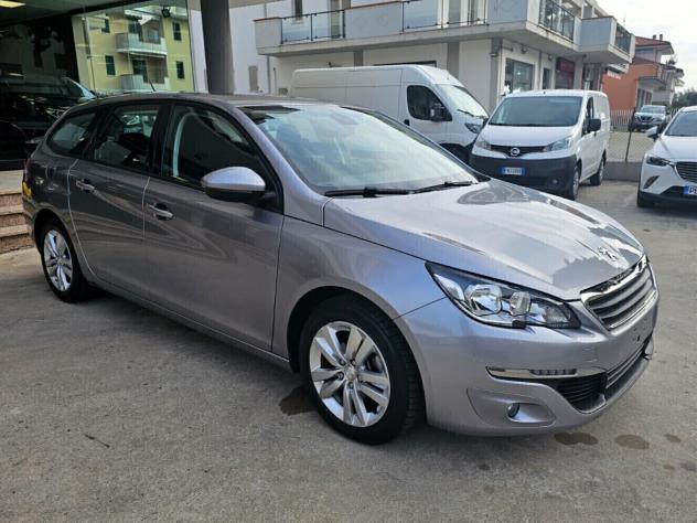 Peugeot 308 BlueHDi 120 EAT6 SW Business - Foto 10