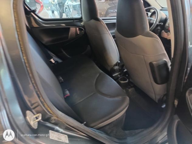 Toyota Aygo 2ª serie 1.0 VVT-i 69 CV 5 porte x-cool - Foto 10