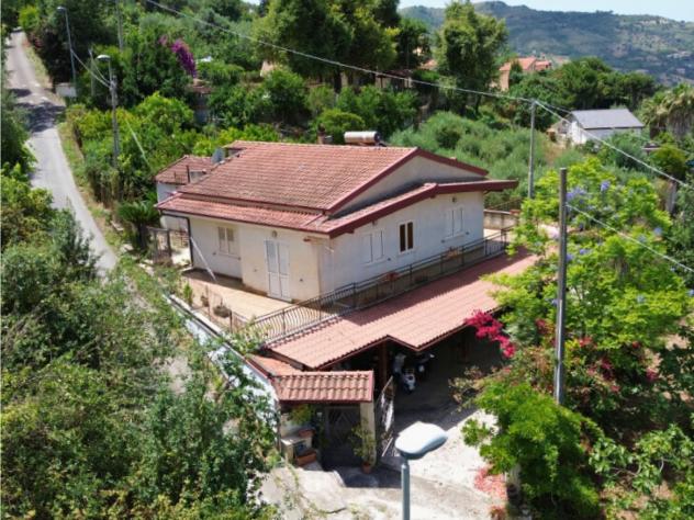 Villa in Via Giacomo Leopardi