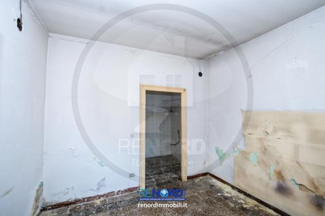 RIF. CC6262 - VALLE SALIMBENE - Villa indipendente suddivisa in due appartamenti, box auto, due cantine, ripostiglio e cortile privato. - Foto 16
