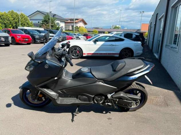Yamaha TMAX 560 xp560 Akrapovich+scarico originale. Solo 800km - Foto 2