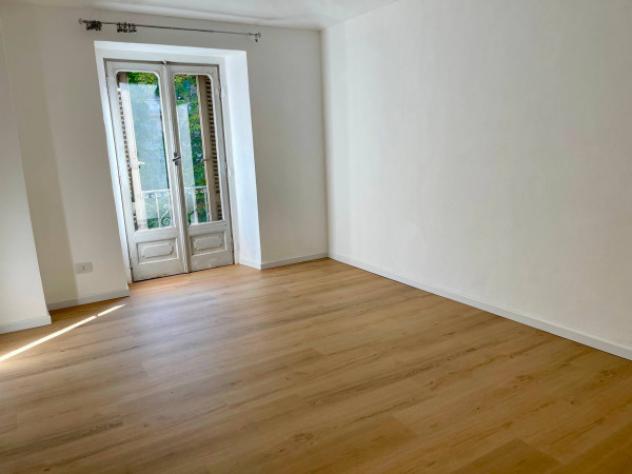 Appartamento di 77 m² con 3 locali in affitto a Torino - Foto 12