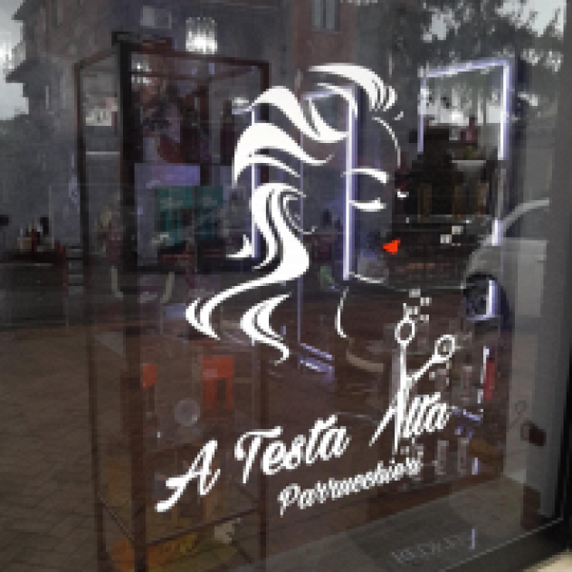 A Testa Alta Parrucchieri - Foto 2