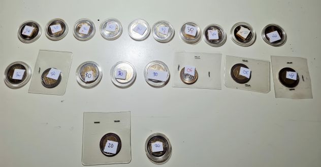 Collezione  monete da € 2 commemorative N° 20 alcune anche fior di conio - Foto 3