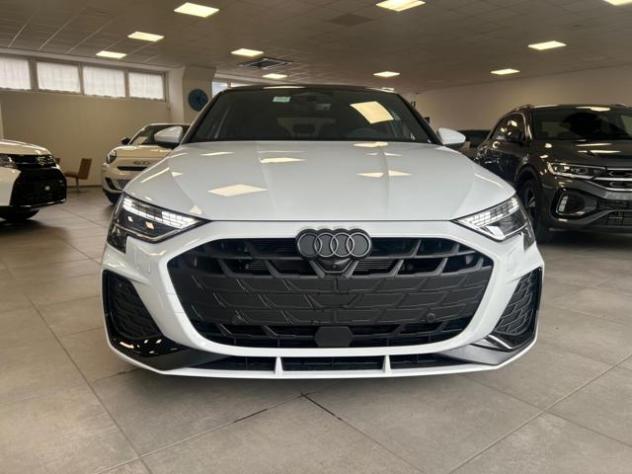 AUDI A3 SPB TFSI 110 kW S tronic S line edition rif. 23551393 - Foto 2