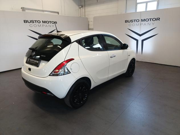 Lancia Ypsilon Ypsilon 1.0 firefly hybrid Gold Plus s&s 70cv - Foto 4