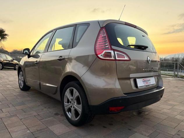 RENAULT Scenic X-Mod 1.5 dCi 110CV Luxe rif. 23793151 - Foto 4