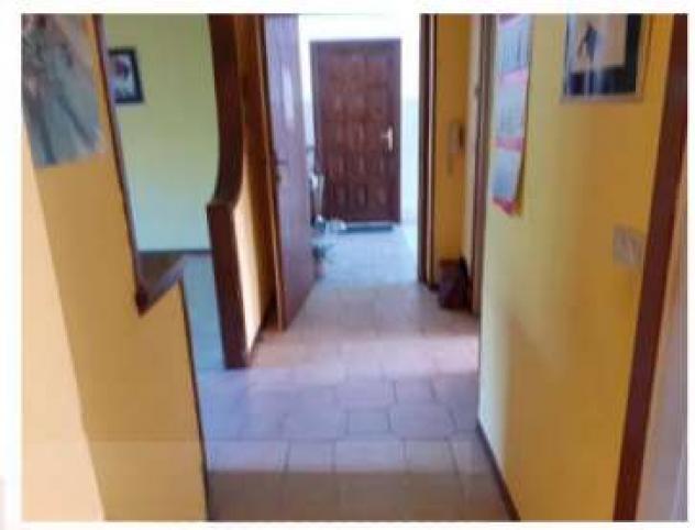 170/2025 U VA - Trilocale in asta a Angera - Foto 5