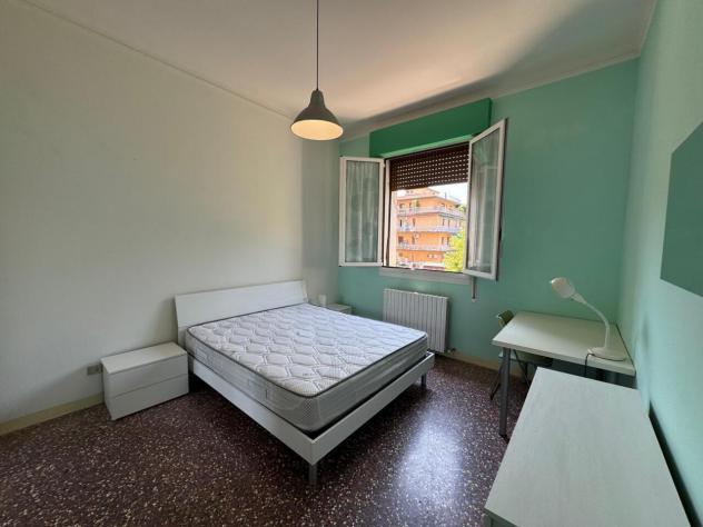 Stanza in appartamento in affitto a Bologna