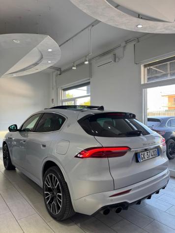 Maserati Grecale MHEV 300 CV AWD GT PrimaSerie - Foto 8