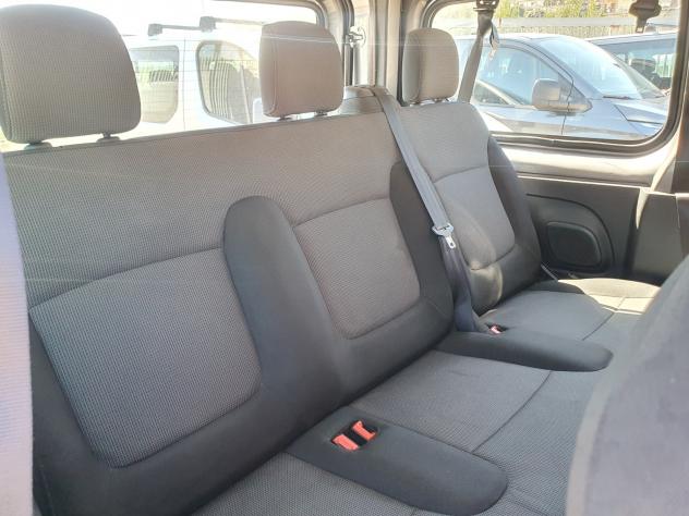 Renault Trafic T27 2.0 dCi 145CV PC-TN Zen Energy - Foto 7