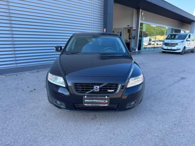 VOLVO V50 2.0 D cat R-Design OK NEOPATENTATI rif. 24185470 - Foto 2