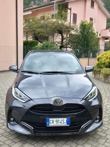 Toyota Yaris Hybrid Lounge - Foto 6