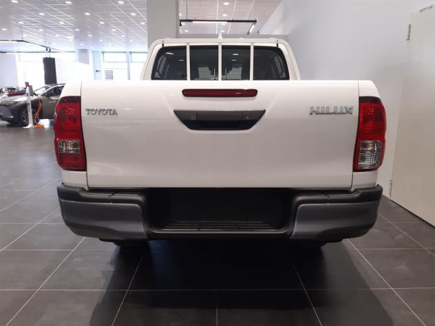 Toyota Hilux 2.8 D-4D 4WD 4 porte Double Cab Comfort - Foto 5