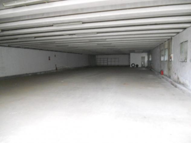 Immobile di 650 m² con 2 locali in affitto a Pero - Foto 10