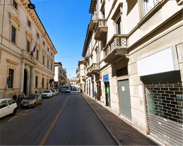 V004796 - Novara Centro