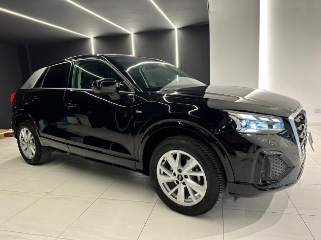 Audi Q2 2.0 116 CV S Tronic S line Matrix 2023 - Foto 4
