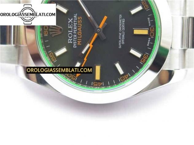 Replica Rolex Assemblata MILGAUSS 116400 GV ACCIAIO 904L 1:1 BEST EDITION QUADRANTE NERO SUL BRACCIALE SH3131 - Foto 7