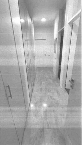 ASTA Occasione: Gallarate alla Via Carlo Noè appartamento, cantina e box - Foto 6