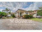 Villa di 160 m² con 5 locali e posto auto in vendita a Mascalucia