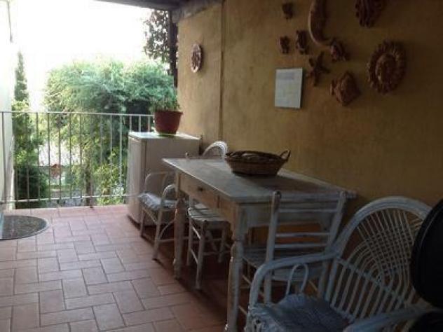 Bilocale ristrutturato con terrazza vista mare - Foto 3