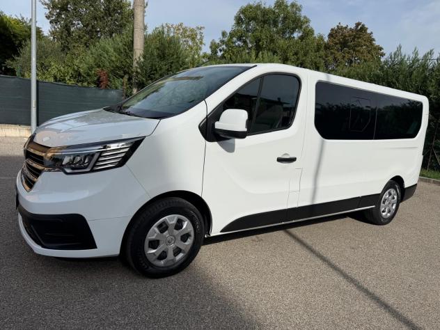 Renault Trafic 2.0 dCi - 9 POSTI - NAV - 12 MESI DI GARANZIA - Foto 4