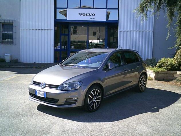 VOLKSWAGEN Golf 1.6 TDI 110CV rif. 24088485