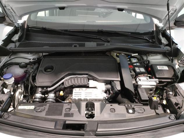 Peugeot 2008 2008 Allure Hybrid 145 e-DCS6 - Foto 10