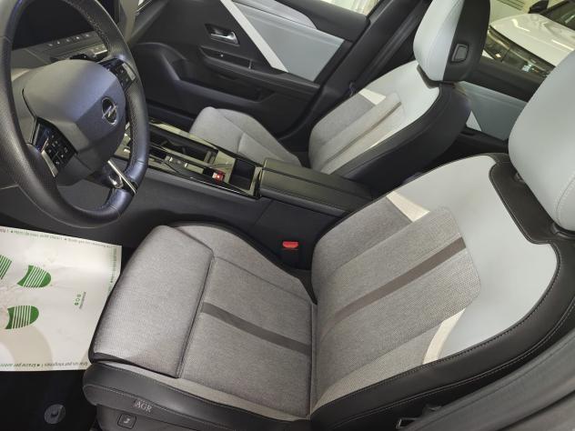Opel Astra 1.6 Plug-in Hybrid 180 CV AT8 Ultimate - Foto 6