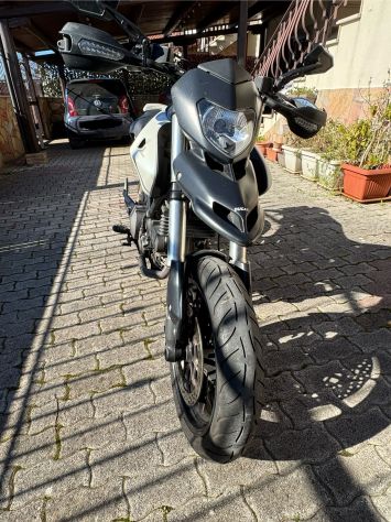 Hypermotard 796 - Foto 3