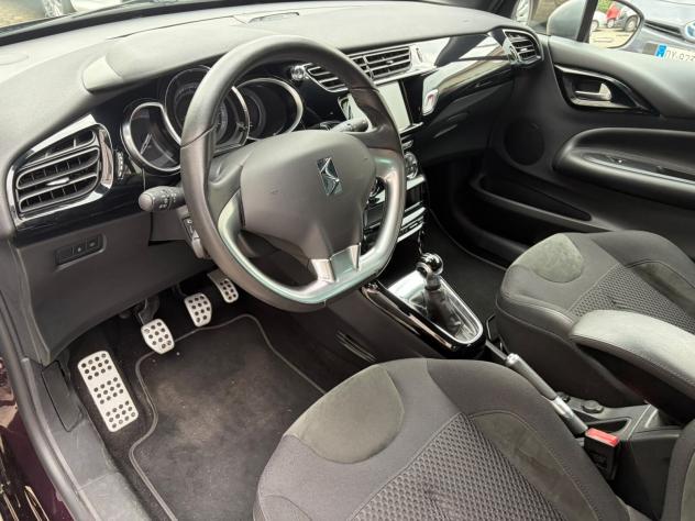 DS3 1.2 110CV S&S So Chic* 33.000KM * - Foto 8