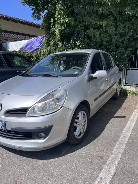 Renault clio le iene - Foto 2
