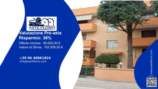 Immobile in asta di 122 m², box auto in vendita a Mondolfo