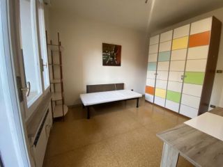 Stanza in appartamento in affitto a Bologna