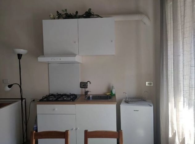OSTIA LEVANTE TRILOCALE ARREDATO CON DUE BALCONI VISTA MARE - Foto 3