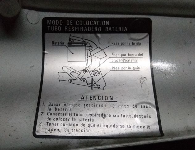 Yamaha TZR 125 3FN carene ricambi usati (LEGGERE BENE ANNUNCIO) - Foto 9