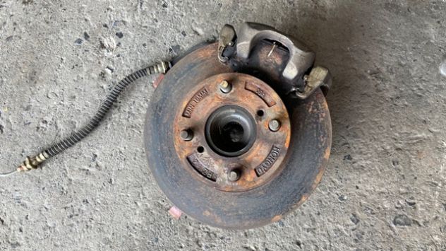 Fuselli mozzi ruota anteriori Vem Giotti Victoria 1.3 benzina 4x4 - Foto 2