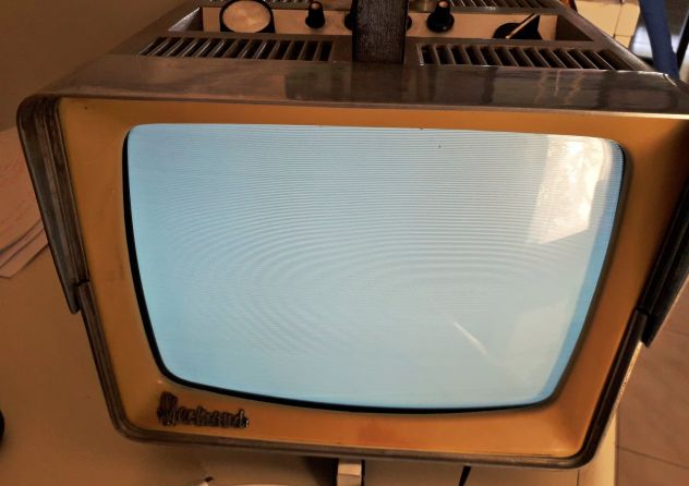 Televisore portatile bianco e nero anni '60 DERMOND mod.TR 30-18 made in Italy , - Foto 3