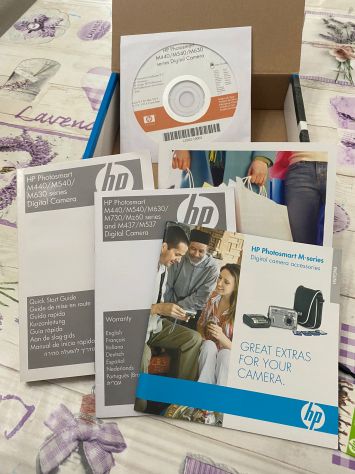 Scatola, manuale e disco istallazione - Fotocamera HPM447 - Foto 2