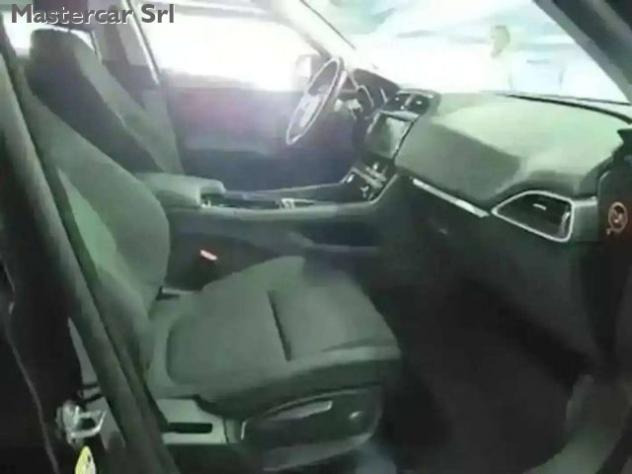 JAGUAR F-Pace F-Pace 2.0d i4 Pure awd 180cv - FL778XY rif. 23975601 - Foto 9
