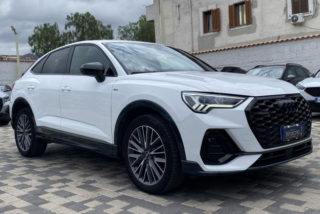 Audi Q3 SPB S Line interno ed esterno 2.0 TDI 200CV S-Tronic quattro 40 - Foto 3