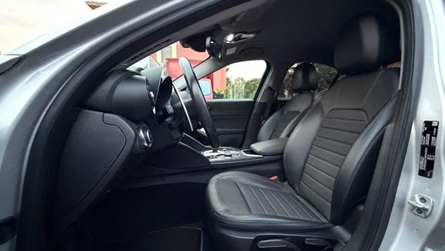 ALFA ROMEO GIULIA 2.2 TURBODIESEL EXECUTIVE AT8 190CV - FULL LED, PELLE, CAR PLAY - Foto 10