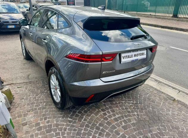 Jaguar E-Pace 2.0D 150 CV AWD aut. R-Dynamic - Foto 10