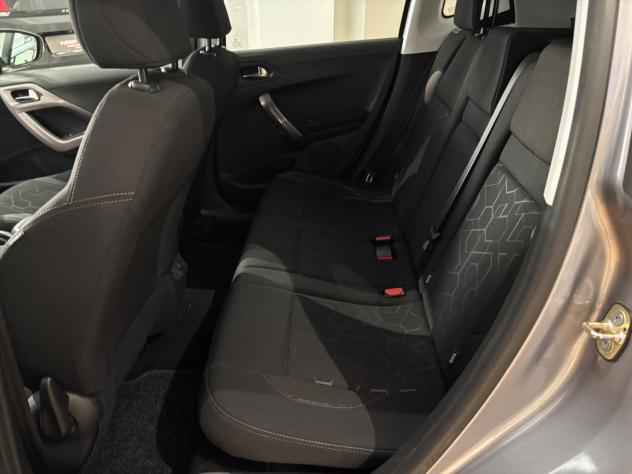 Peugeot 2008 1.6 e-HDi 92 CV Stop&Start Allure - Foto 6