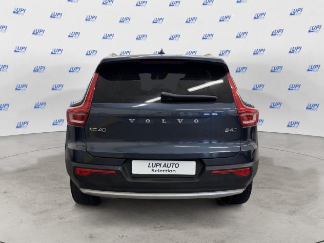 Volvo XC40 B4 AWD automatico Momentum Pro - Foto 3