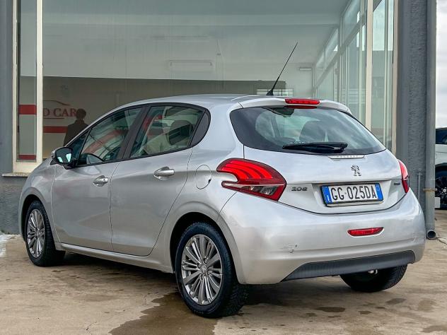 Peugeot 208 BlueHDi 75 5 porte Active - Foto 9