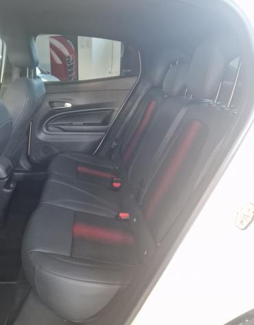 Alfa Romeo Junior Ibrida 1.2 145CV Hybrid eDCT6 ibrida Ti - Foto 9