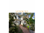 Villa in vendita a Lizzanello