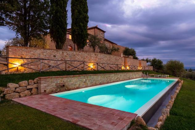 APPARTAMENTO di 3 vani e di 100 mq (SAN GIMIGNANO) rif. S 61 - Foto 2