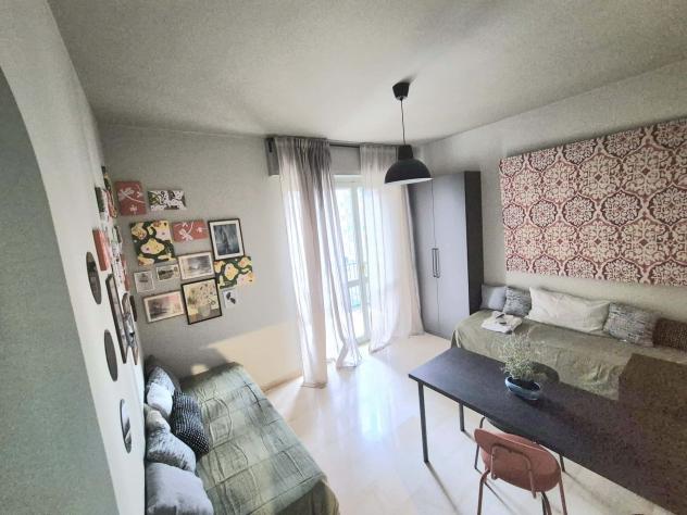 Bilocale con terrazzo vicino ai Navigli